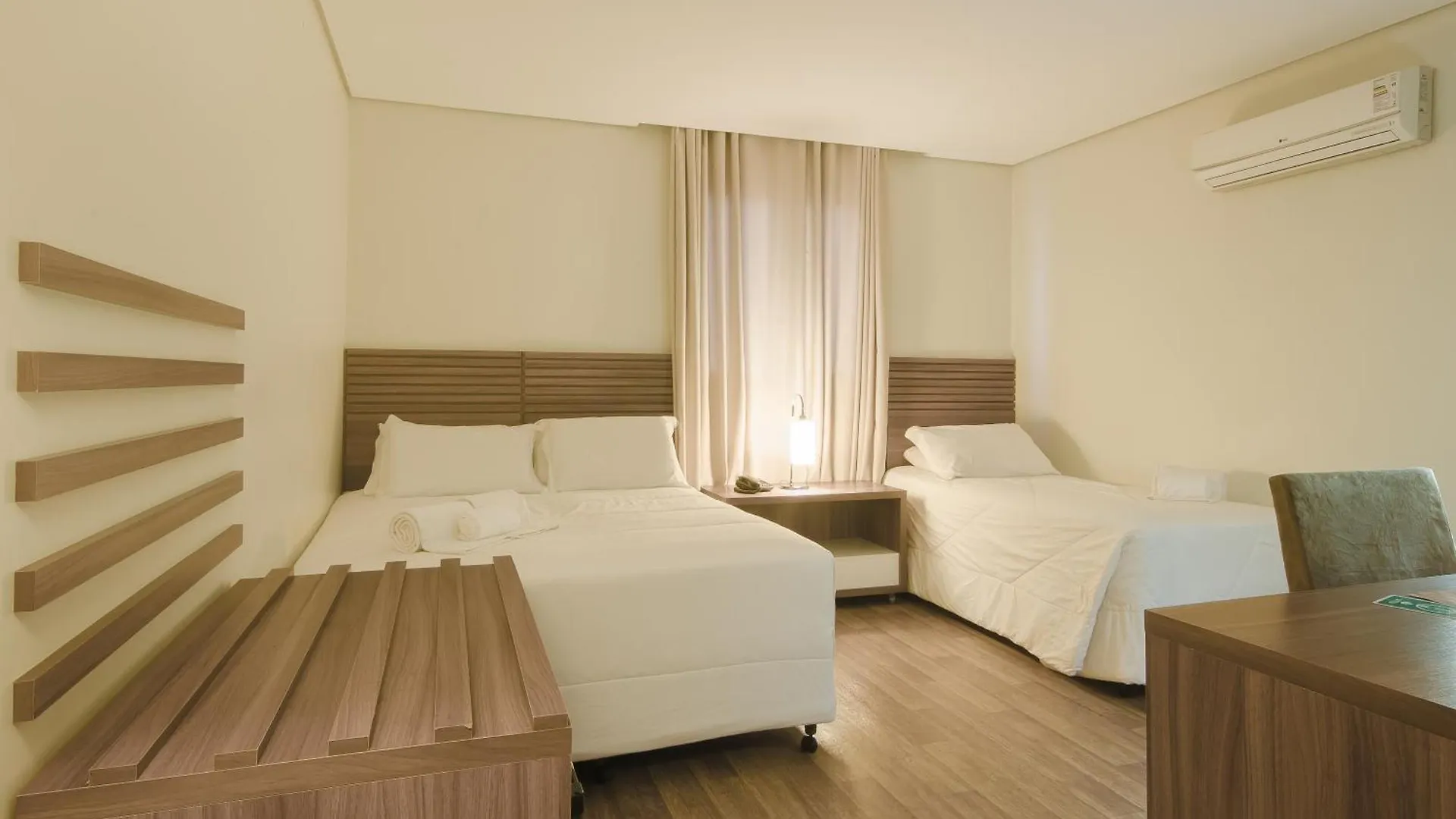 Umbu Hotel Porto Alegre - Centro Historico - Prox Aeroporto 15Min