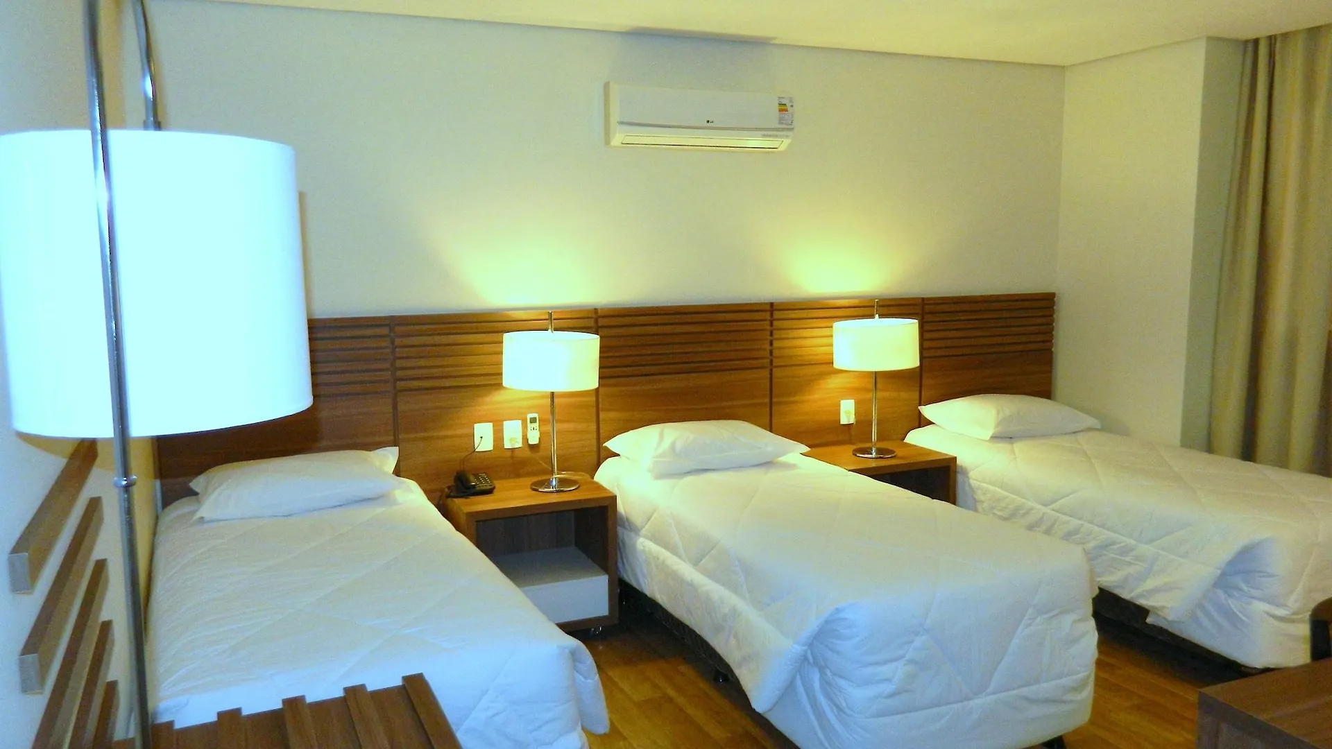 Umbu Hotel Porto Alegre - Centro Historico - Prox Aeroporto 15Min