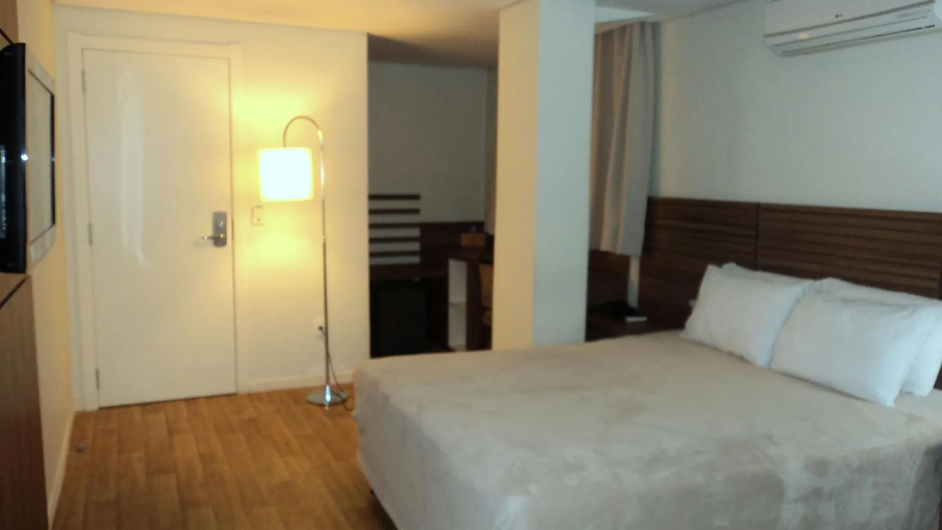 ***  Umbu Hotel Porto Alegre - Centro Historico - Prox Aeroporto 15Min Brazil