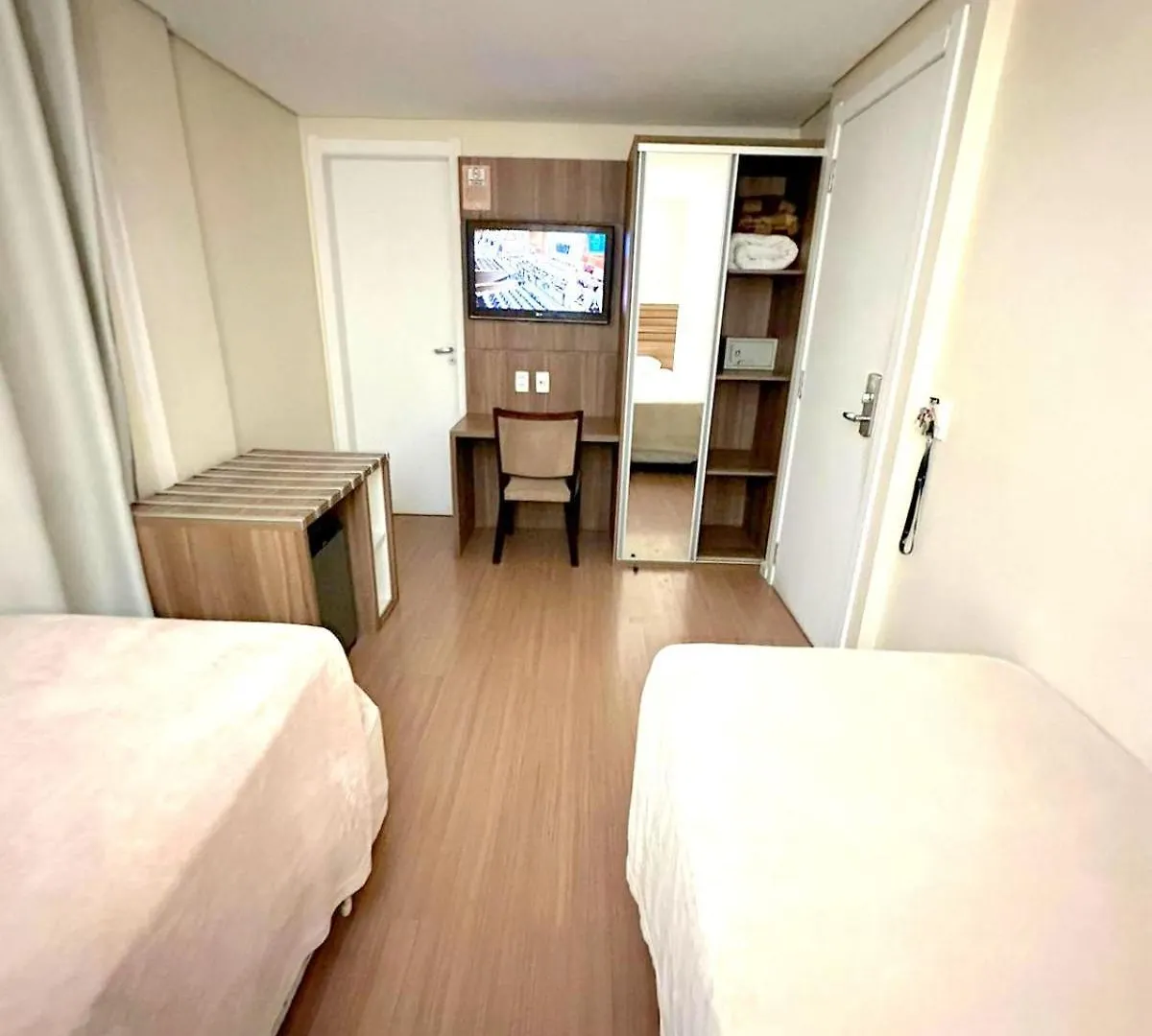 Umbu Hotel Porto Alegre - Centro Historico - Prox Aeroporto 15Min