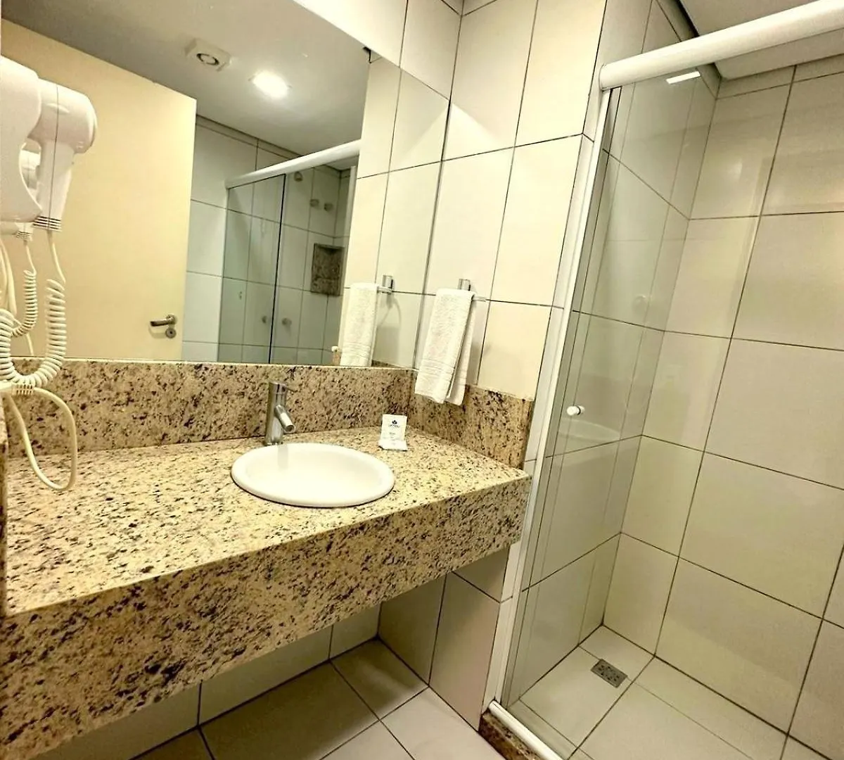 Umbu Hotel Porto Alegre - Centro Historico - Prox Aeroporto 15Min 3*,