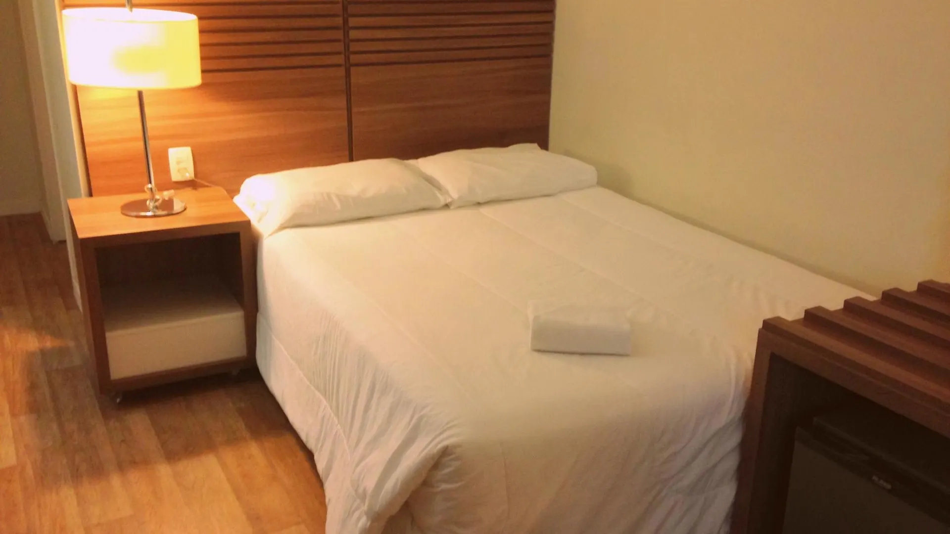 Umbu Hotel Porto Alegre - Centro Historico - Prox Aeroporto 15Min